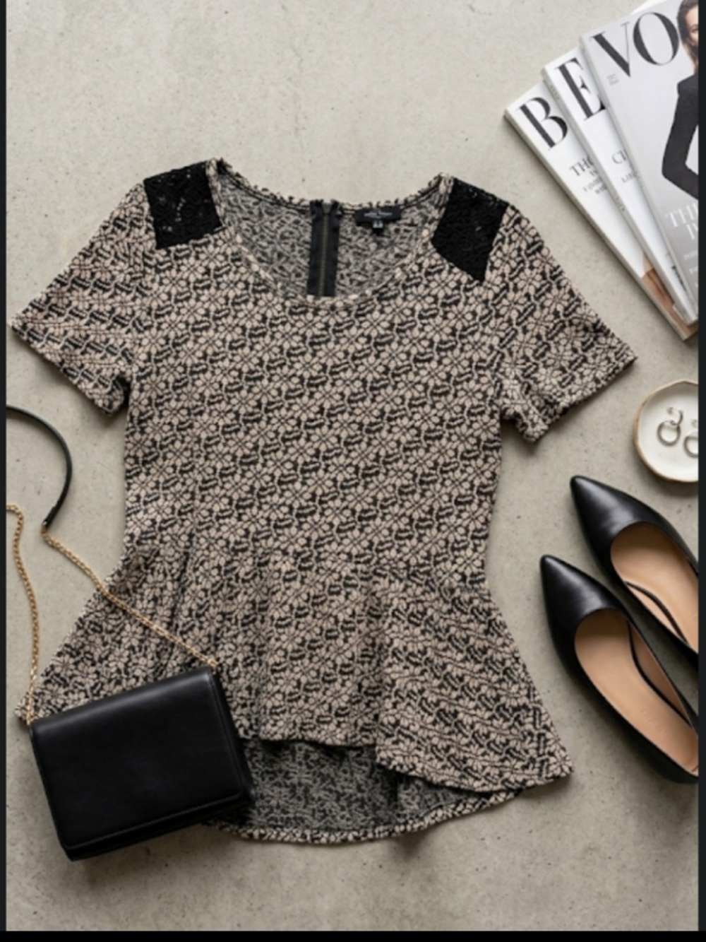 Anthropologie Knitted & Knotted Floral Peplum Blouse Lace Detail Sz L